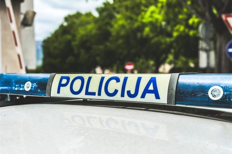 Slika /PU_VP/PRIOPĆENJA - ILUSTRACIJE/policijaa.jpg